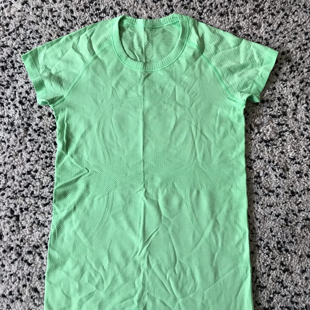 Lululemon Swiftly Tech short sleeve crew